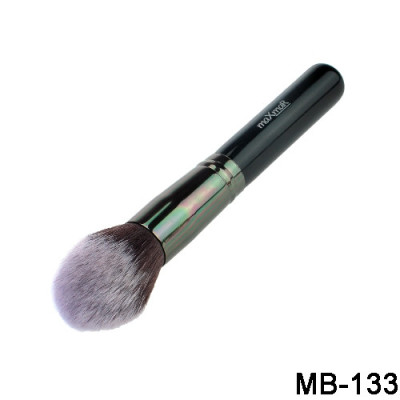 Кисть для нанесения пудры, румян, бронзатора maXmaR MB-133