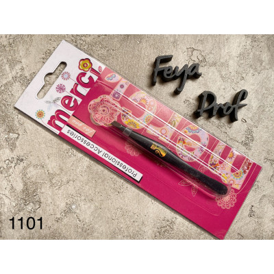 Пинцет для бровей Merci 1101