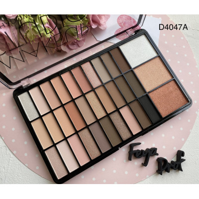 DoDo Набор теней Makeup Studio 4047А