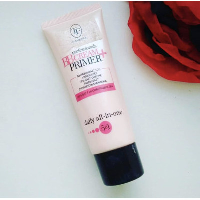 Тональный крем BB Cream + Primer 5в1 Triumph TW-11 01