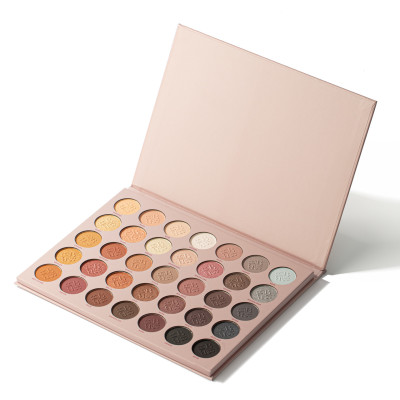 Палетка теней для век Match 35 colors Bogenia BG905