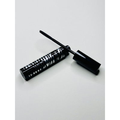 Тушь для ресниц черная WILD Volume Sculpt Parisa М-120