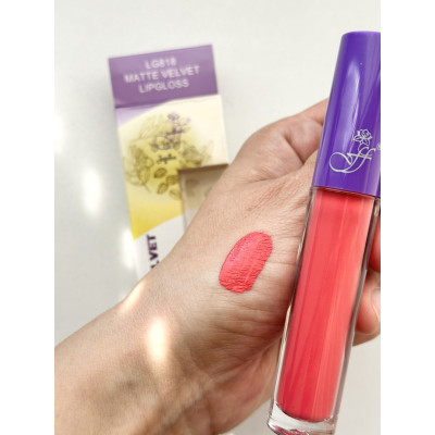 Блеск для губ Ffleur Matte Velvet Lipgloss LG-818 01