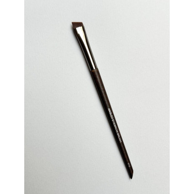 Кисть для бровей Bogenia Professional Angled Eyebrow Brush BG200 015
