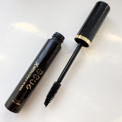 Тушь для ресниц Max Factor 2000 Calorie Dramatic Volume ультра-объемная черная 9ml