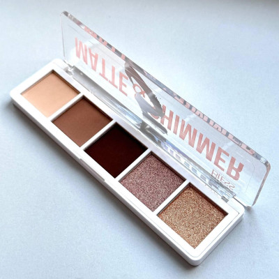 Палетка теней для век Bless Beauty Matte & Shimmer (5 цветов) 02 Sand