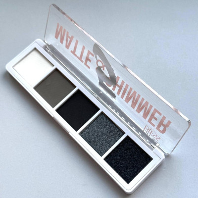 Палетка теней для век Bless Beauty Matte & Shimmer (5 цветов) 03 Gray
