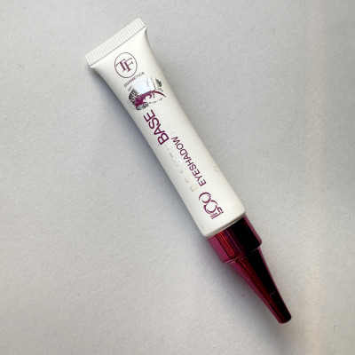 Праймер-база под тени COSMETICS Beauty base eyeshadow primer TB01