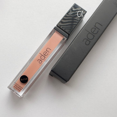 Матовая помада Aden Satin Effect Lipstick №01 Radiant Beige
