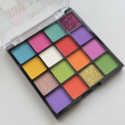 Палетка теней для макияжа CREATIVE PALETTE Triumph СТЕ39 04