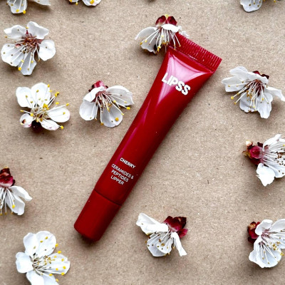 Блеск для губ Cherry Lipss