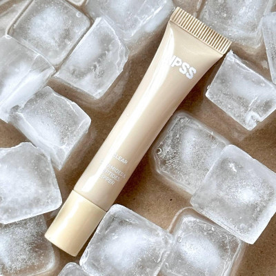 Блеск для губ Clear Lipss