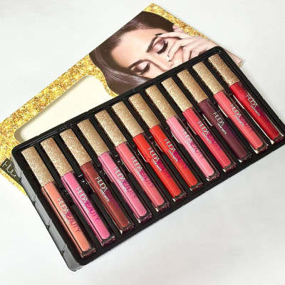 Помада для губ матовя M-142 Huda Beauty Liquid Matte (1шт)