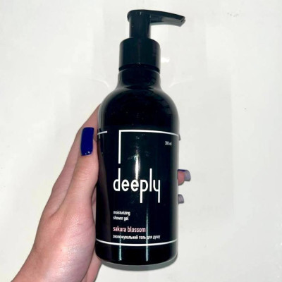 Зволожувальний гель для душу Deeply  Sakura Blossom Moisturizing Shower Gel 300 мл
