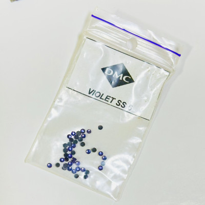 Стрази для нігтів DMC Violet SS6 40шт